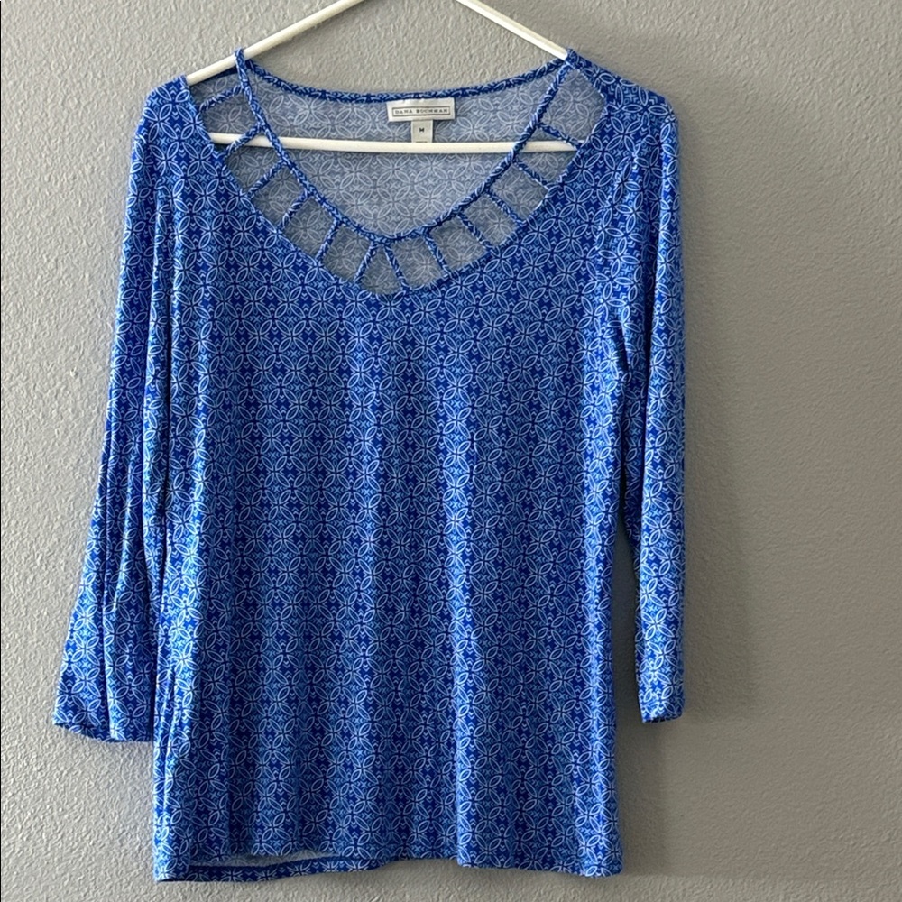 Dana Buchman Blue Geometric Cutout Blouse Medium